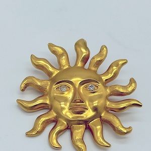 Vintage Avon Celestial Sun Gold Tone Brooch with Rhinestone Eyes